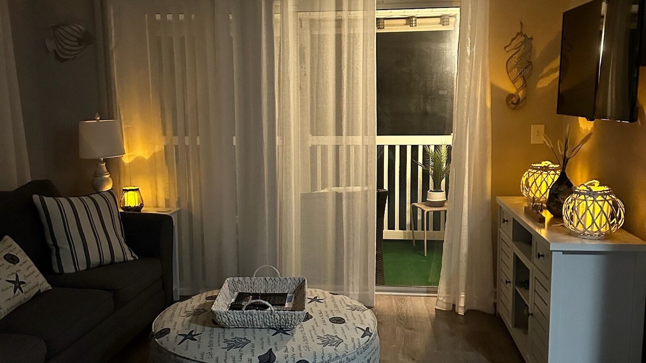 Photo of Livingroom in Longs