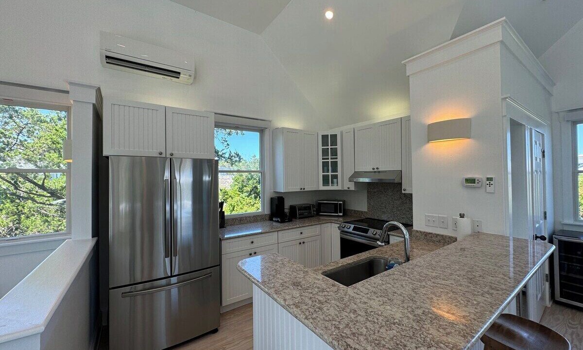 Photo of Kitchen in Flora's Bluff
