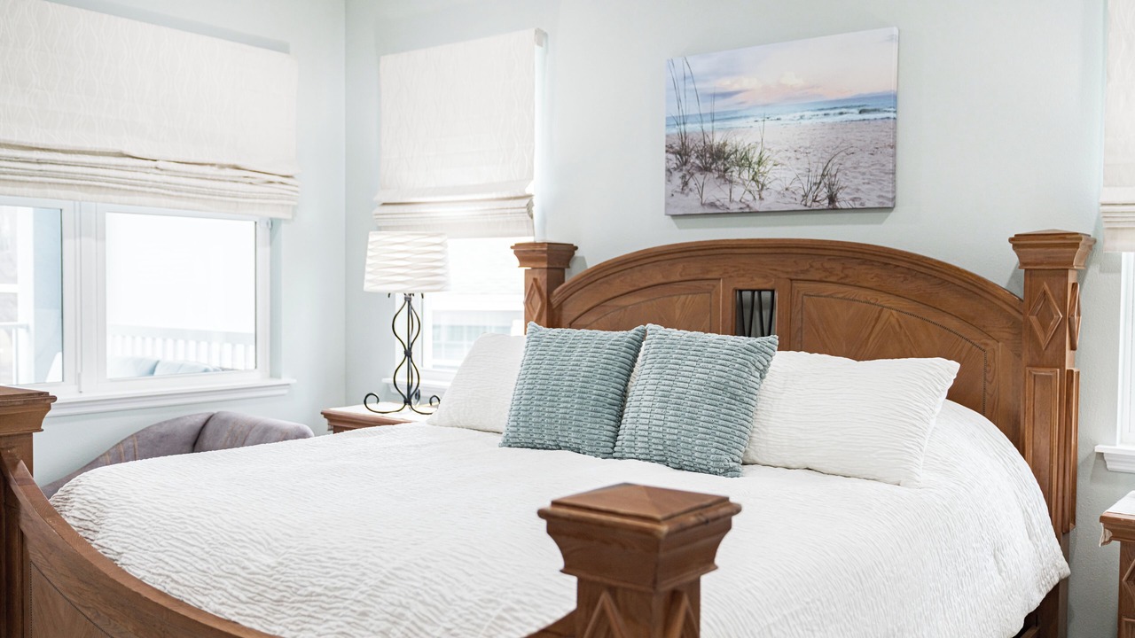 Photo of Bedroom in Harbor Bluffs