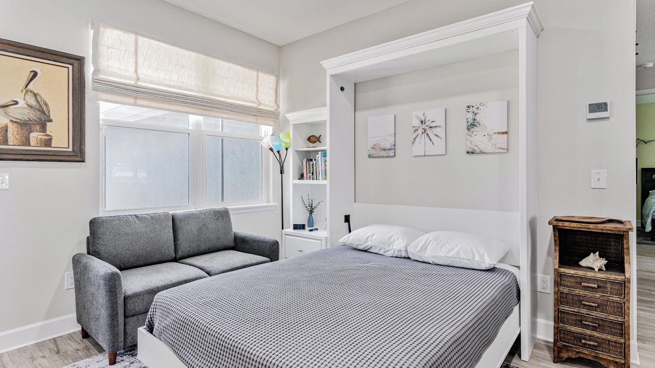 Photo of Bedroom in Harbor Bluffs