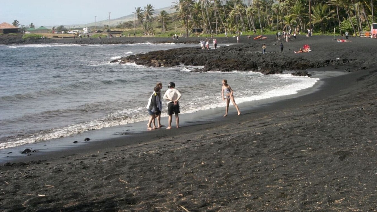 Photo of Others in Punaluu