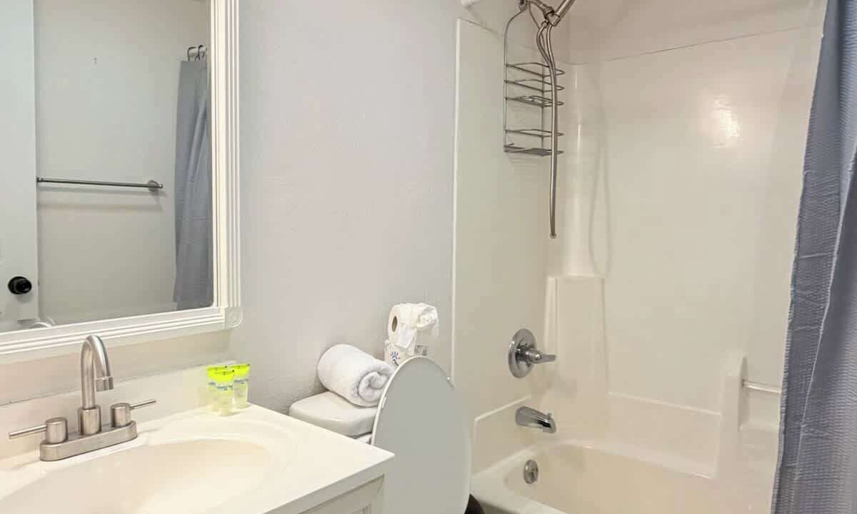 Photo of Bathroom in Little River