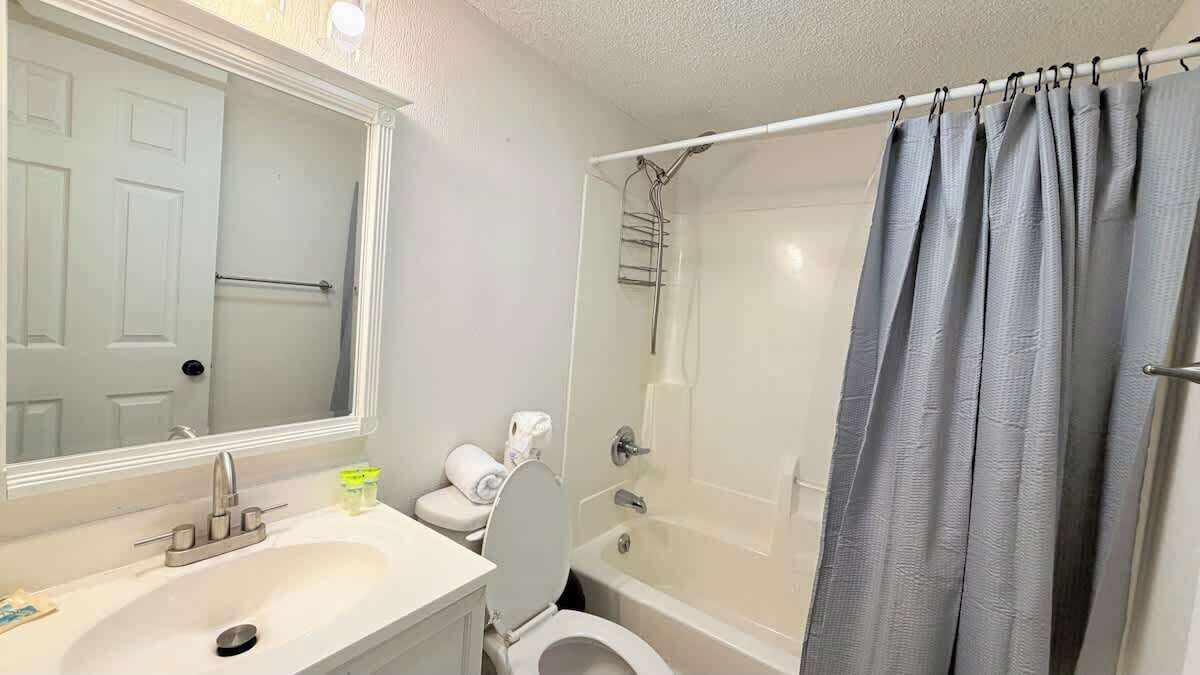 Photo of Bathroom in Little River