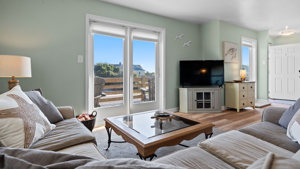 Photo of Livingroom in Caswell Beach