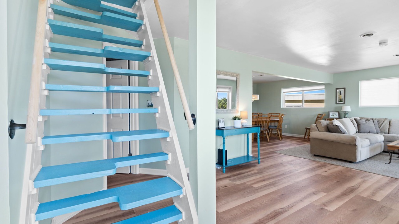 Photo of Livingroom in Caswell Beach
