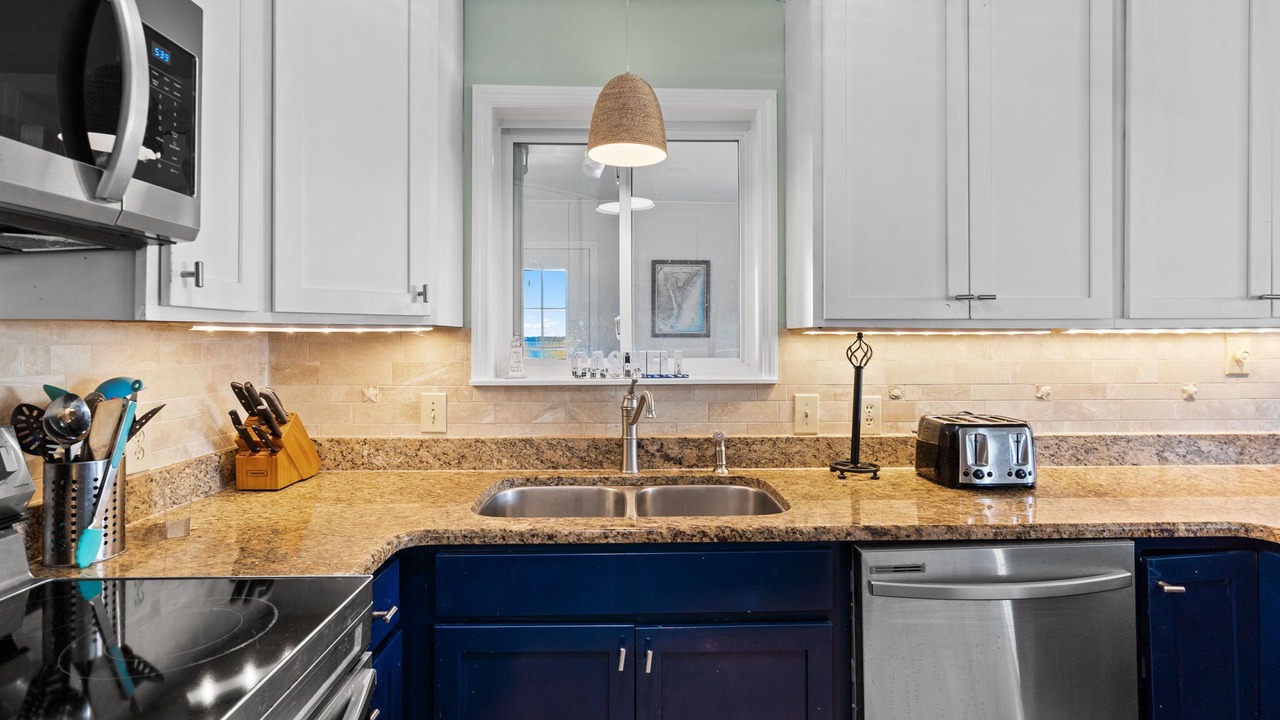 Photo of Kitchen in Caswell Beach
