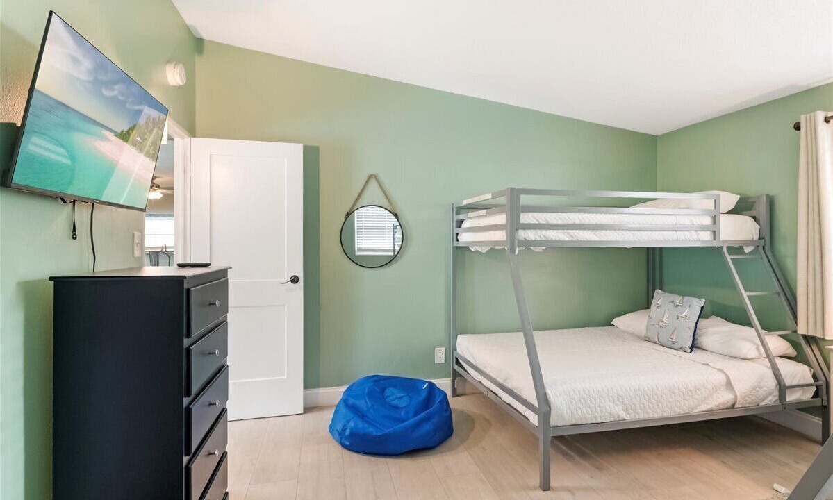 Photo of Bedroom in Anona
