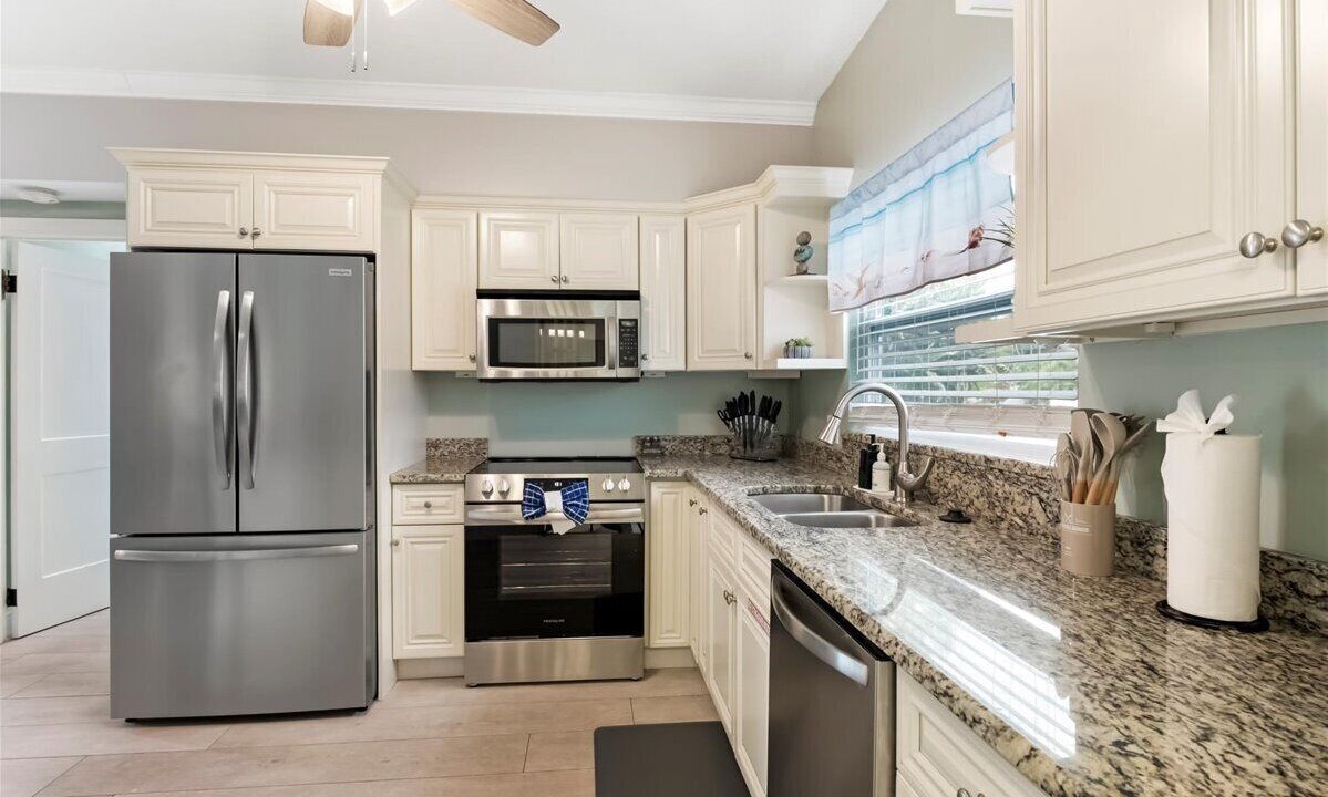 Photo of Kitchen in Anona