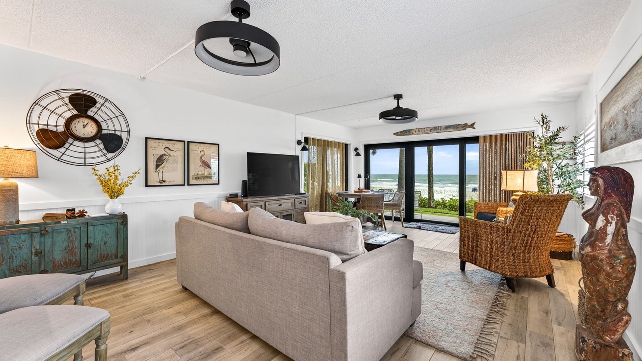 Photo of Livingroom in Belleair Beach