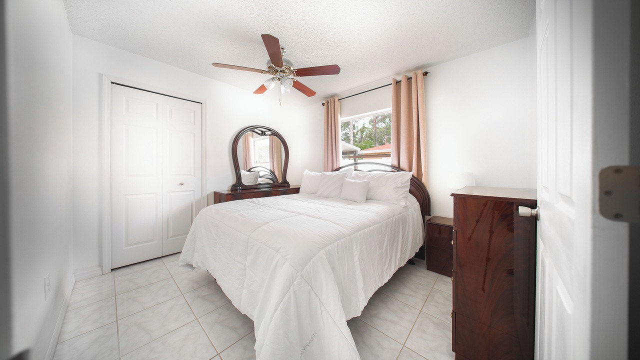 Photo of Bedroom in Park East