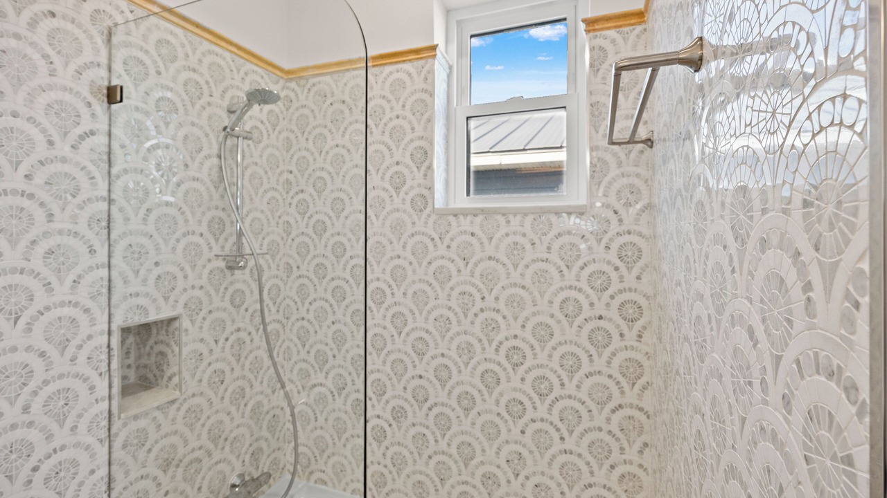 Photo of Bathroom in Treasure Island
