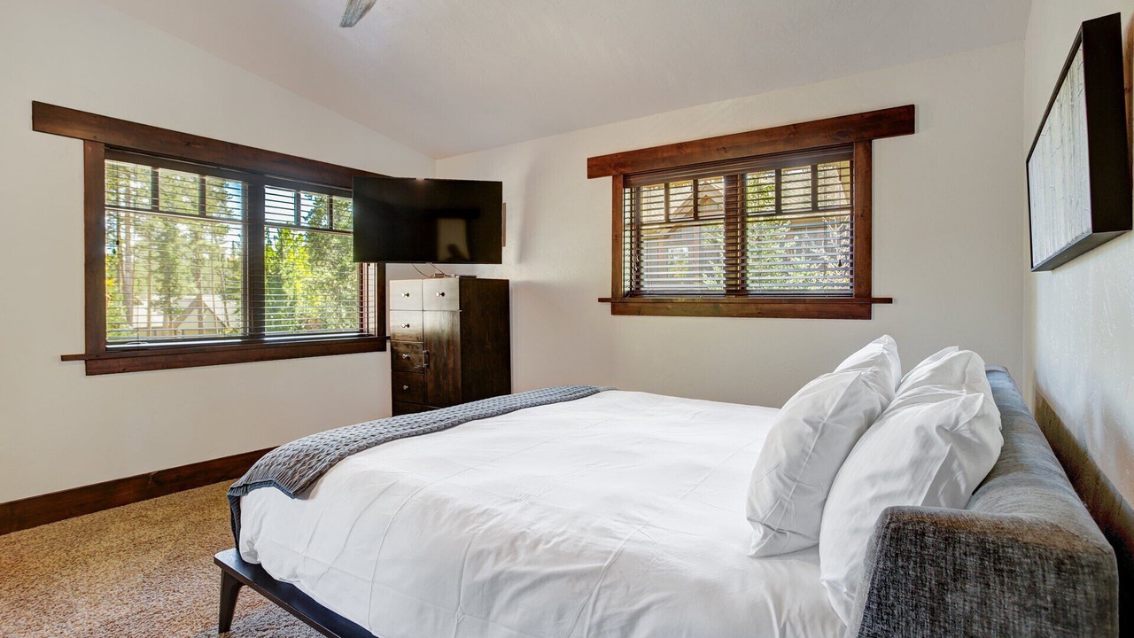 Photo of Bedroom in Christie Heights