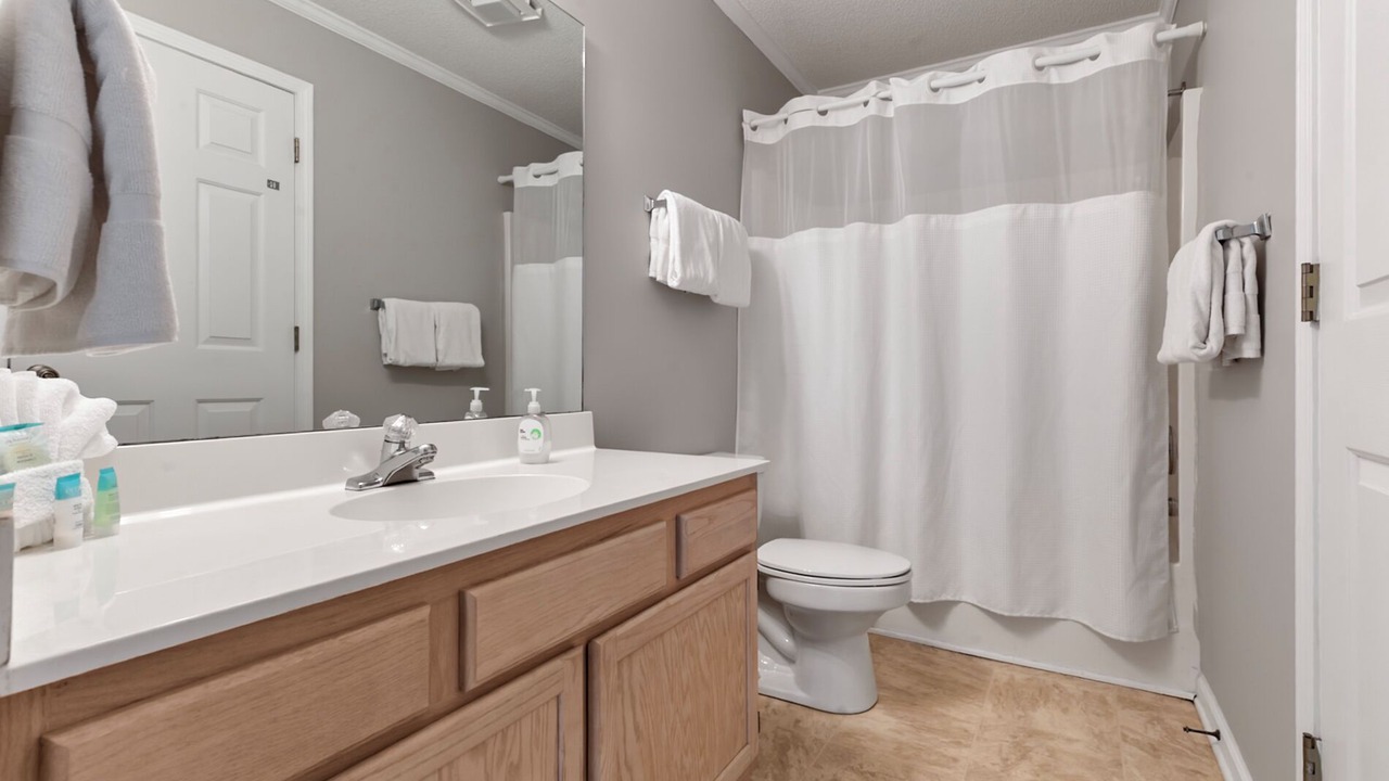 Photo of Bathroom in Carolina Yacht Landing