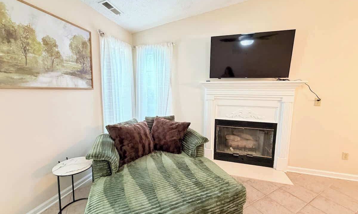 Photo of Livingroom in Little River