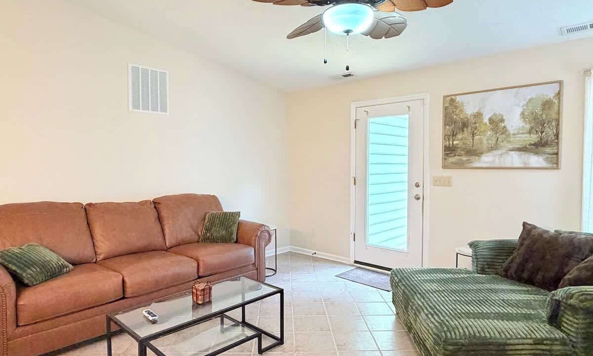 Photo of Livingroom in Little River