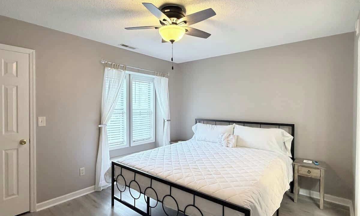 Photo of Bedroom in Little River
