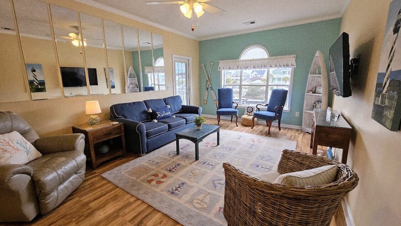 Photo of Livingroom in Carolina Yacht Landing