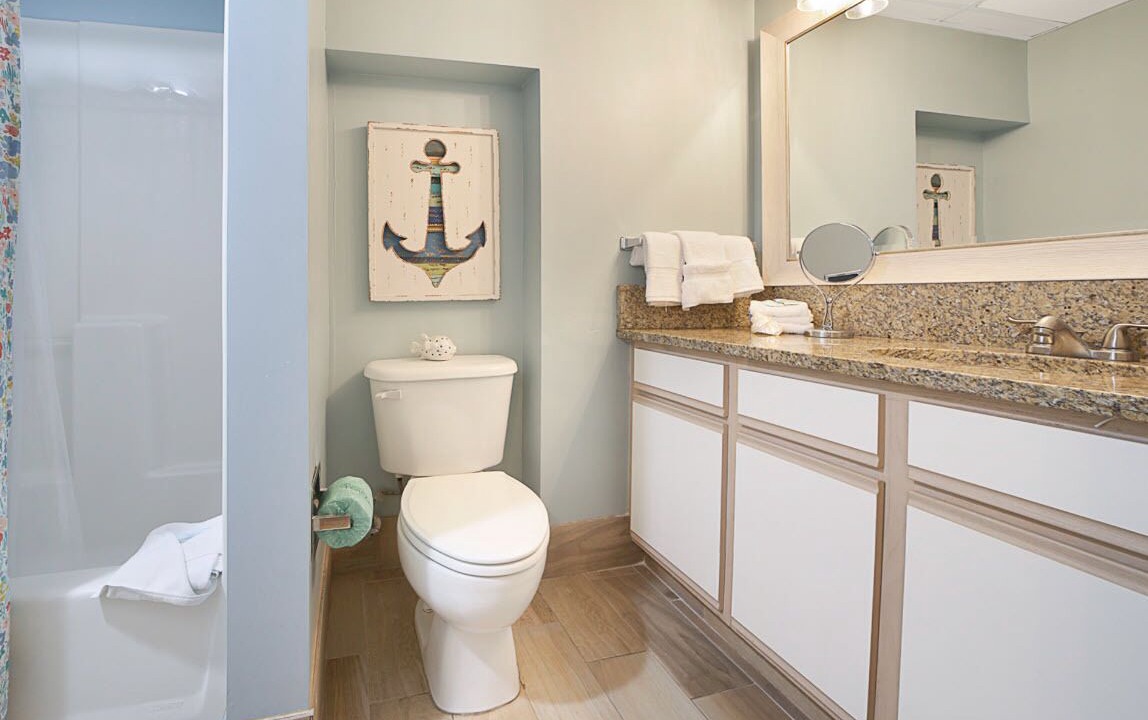 Photo of Bathroom in Ash