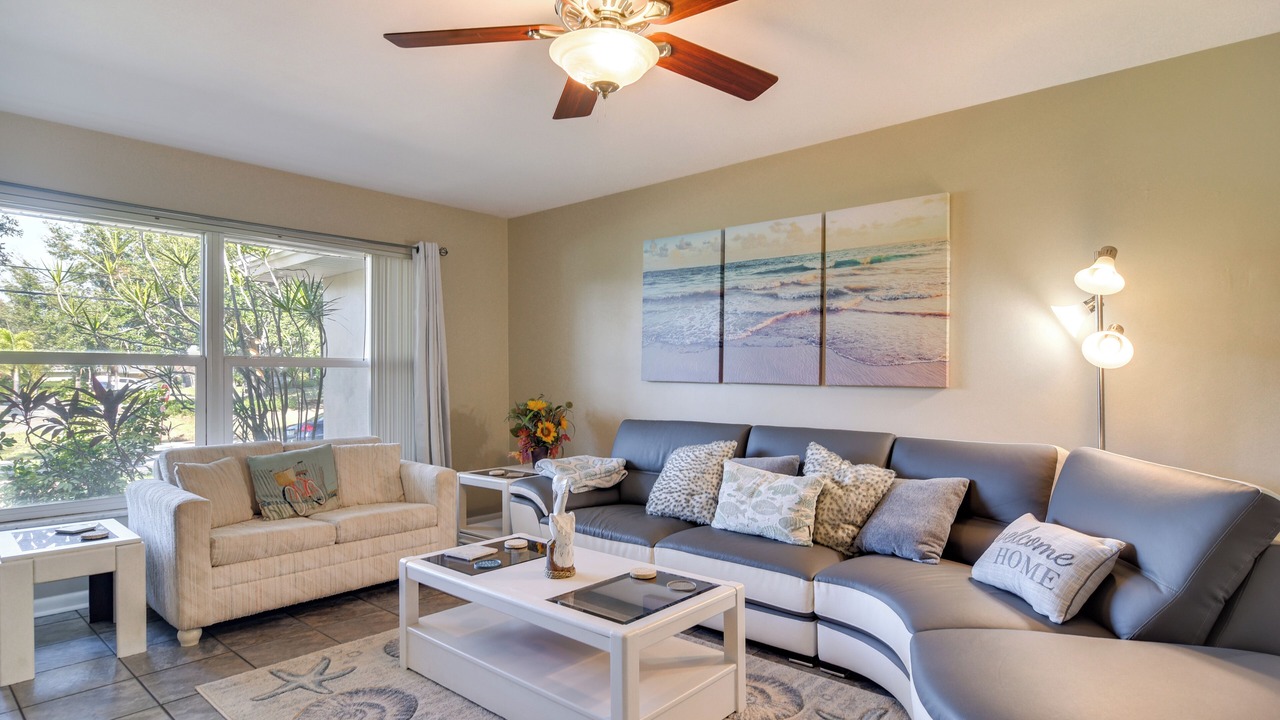 Photo of Bedroom in Harbor Hills