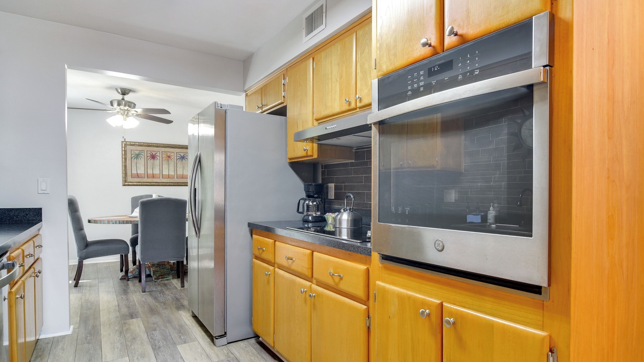 Photo of Kitchen in Harbor Hills