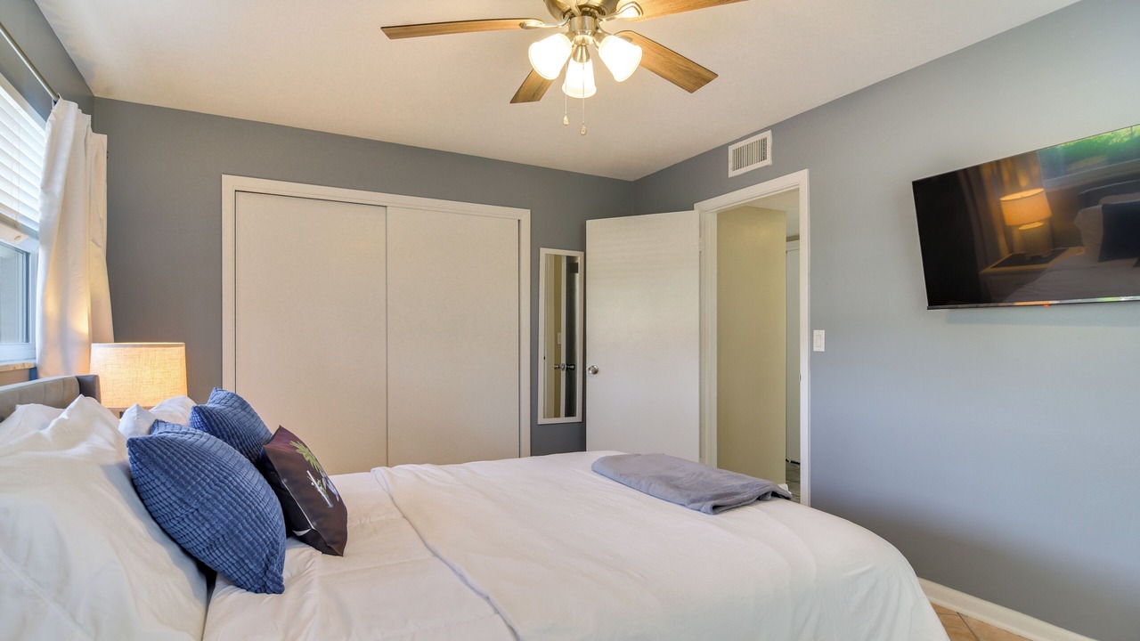 Photo of Bedroom in Harbor Hills