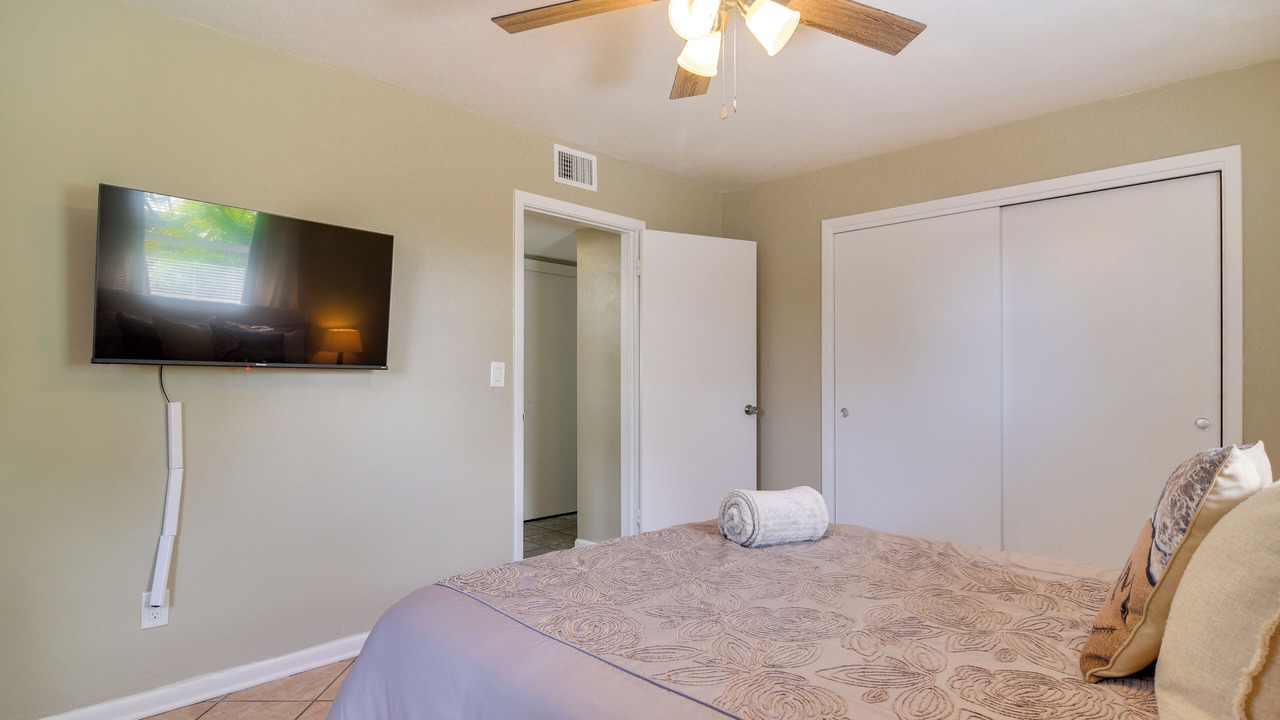 Photo of Bedroom in Harbor Hills