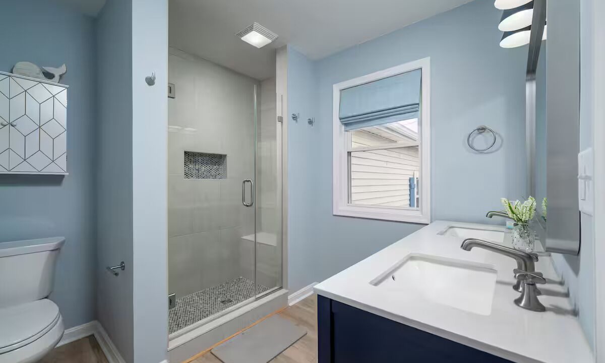 Photo of Bathroom in Slaughter Beach
