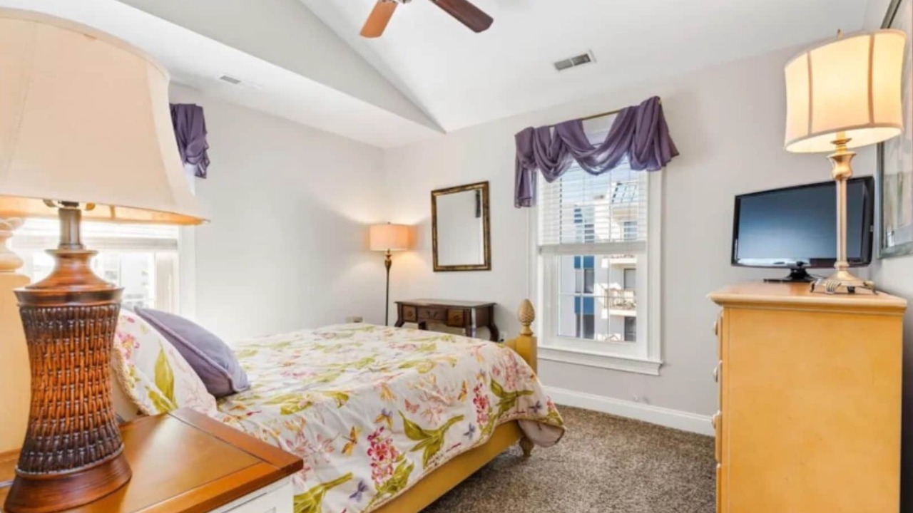 Photo of Bedroom in North Ocean City