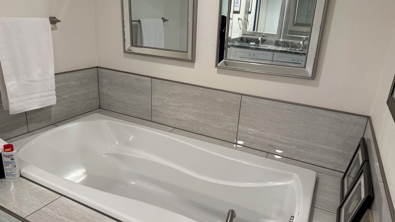 Photo of Bathroom in Parkland