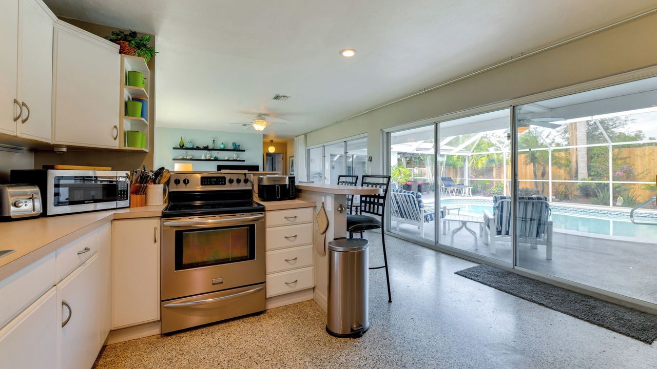 Photo of Kitchen in South Gate Ridge