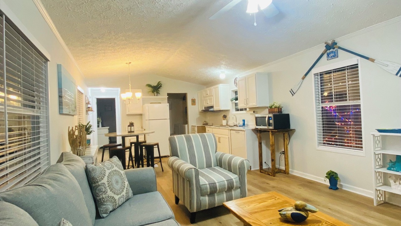 Photo of Livingroom in Calabash