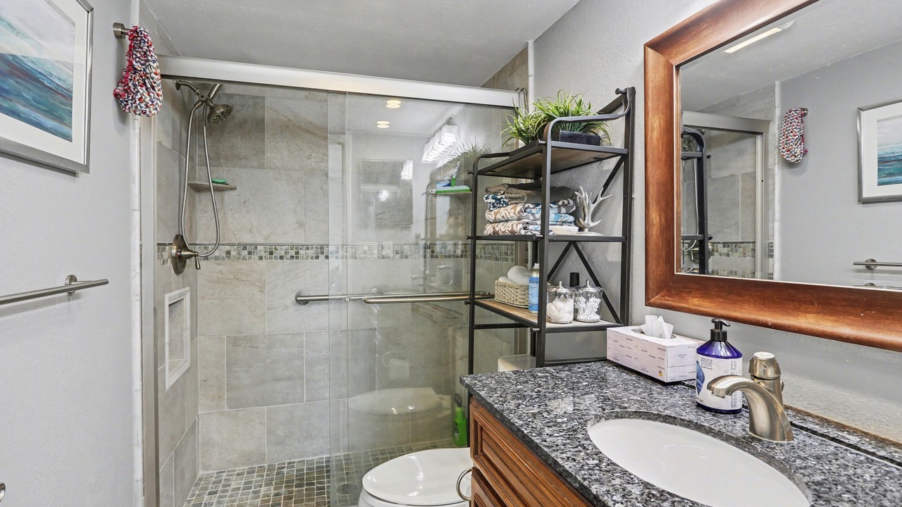 Photo of Bathroom in Treasure Island