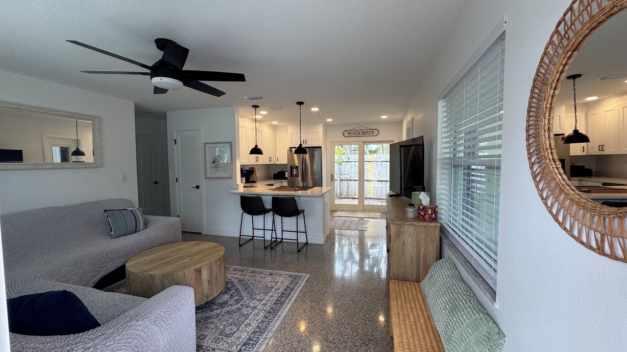 Photo of Livingroom in Sunset Beach
