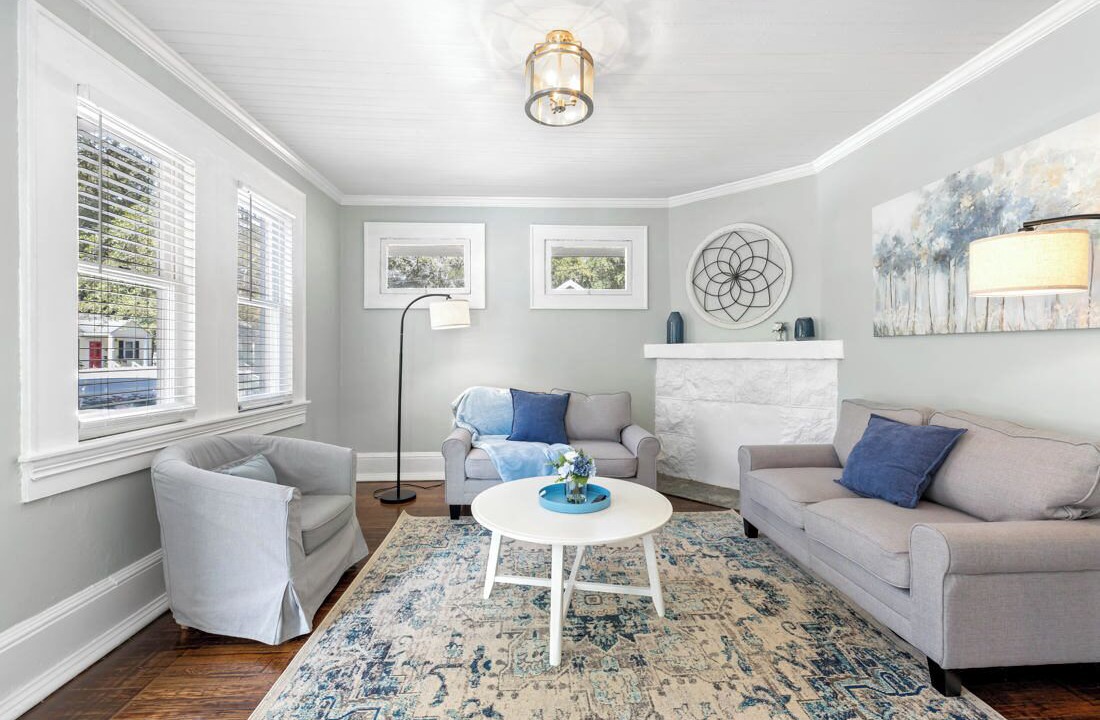 Photo of Livingroom in Terry Sanford