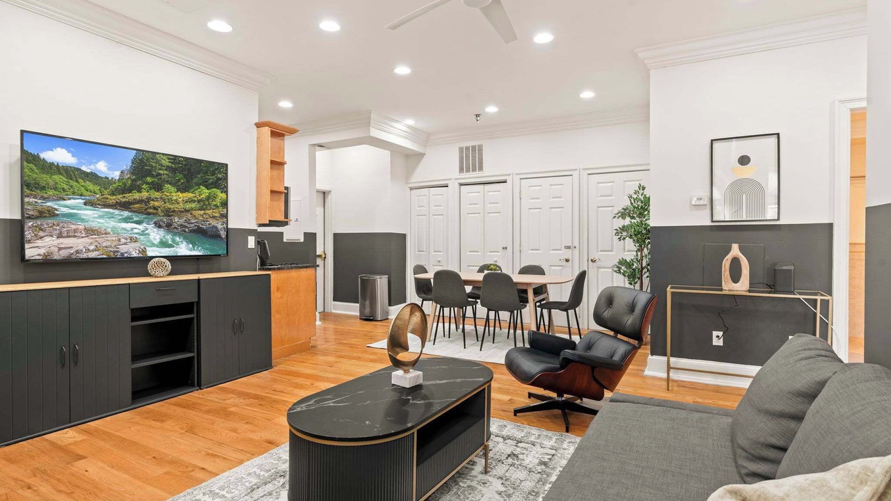 Photo of Livingroom in Old City
