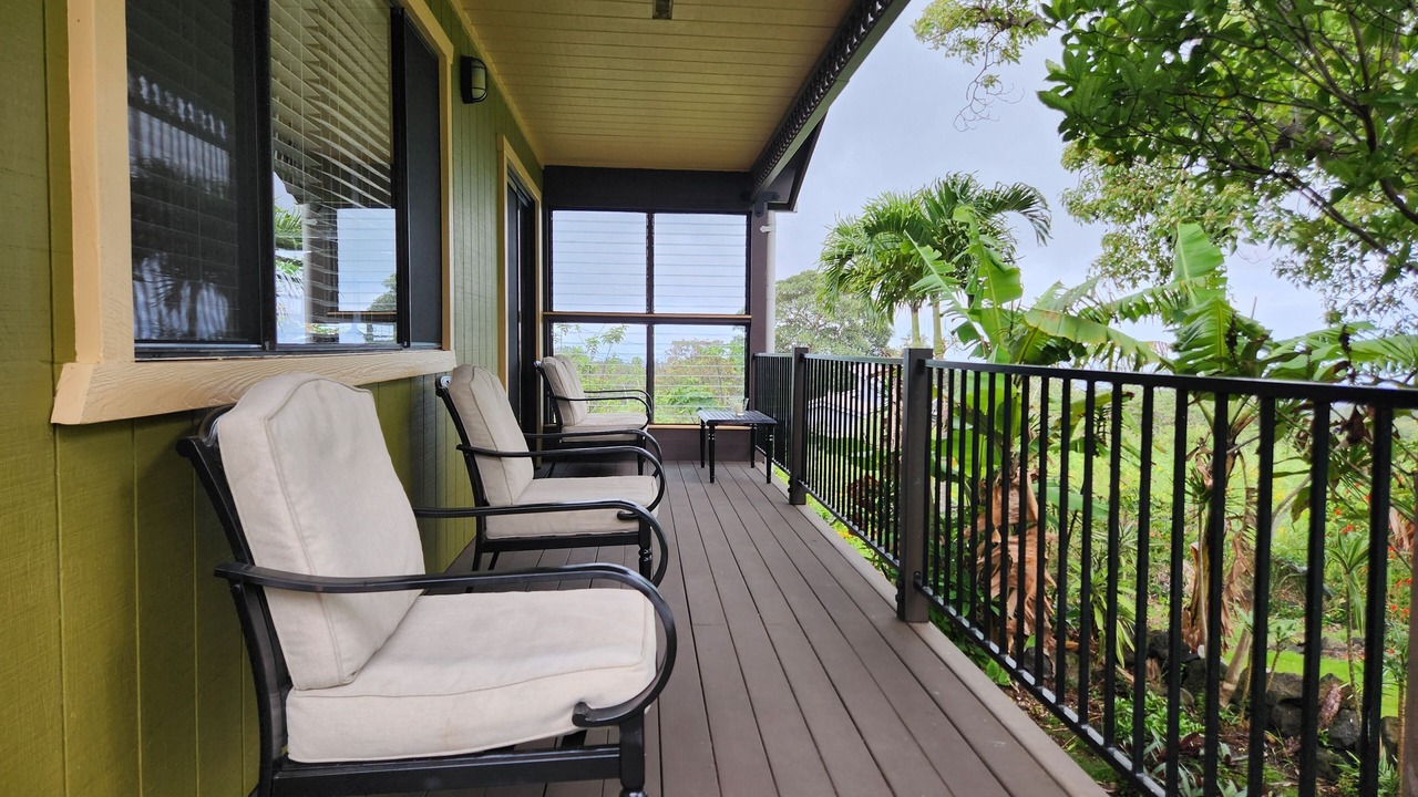 Photo of Patio Balcony in Discovery Harbour