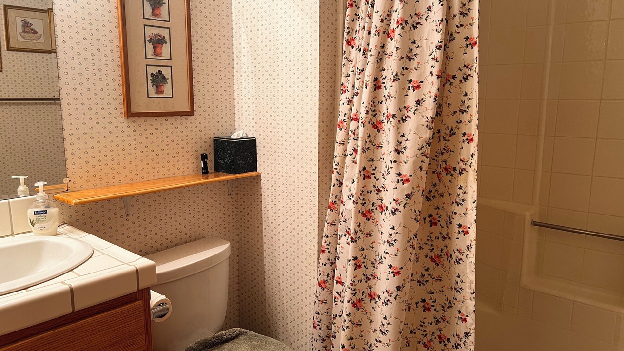 Photo of Bathroom in Cedar Glen