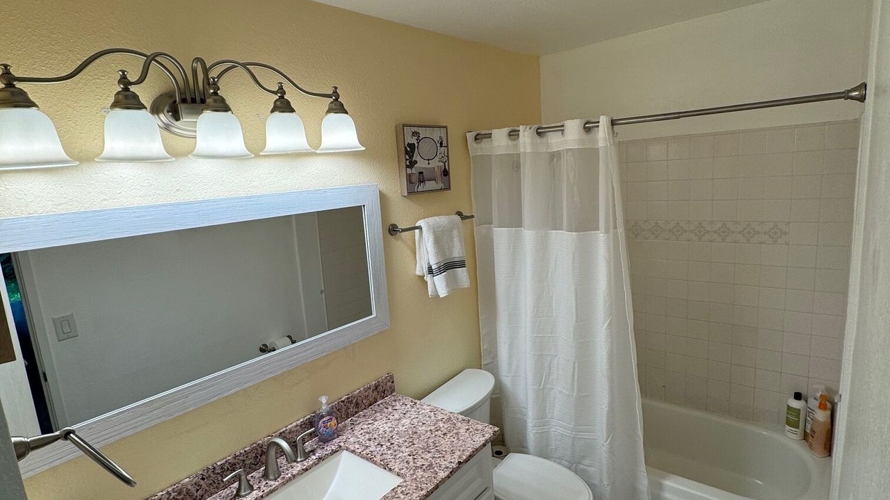 Photo of Bathroom in Honalo