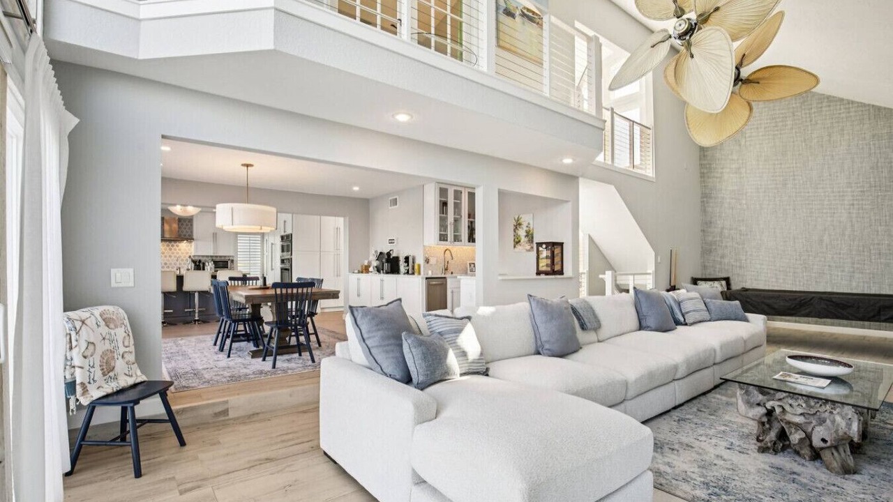 Photo of Livingroom in Siesta Key