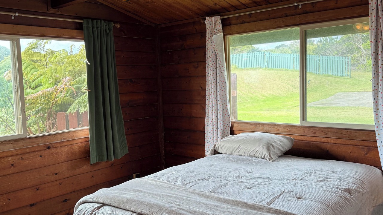 Photo of Bedroom in Naalehu