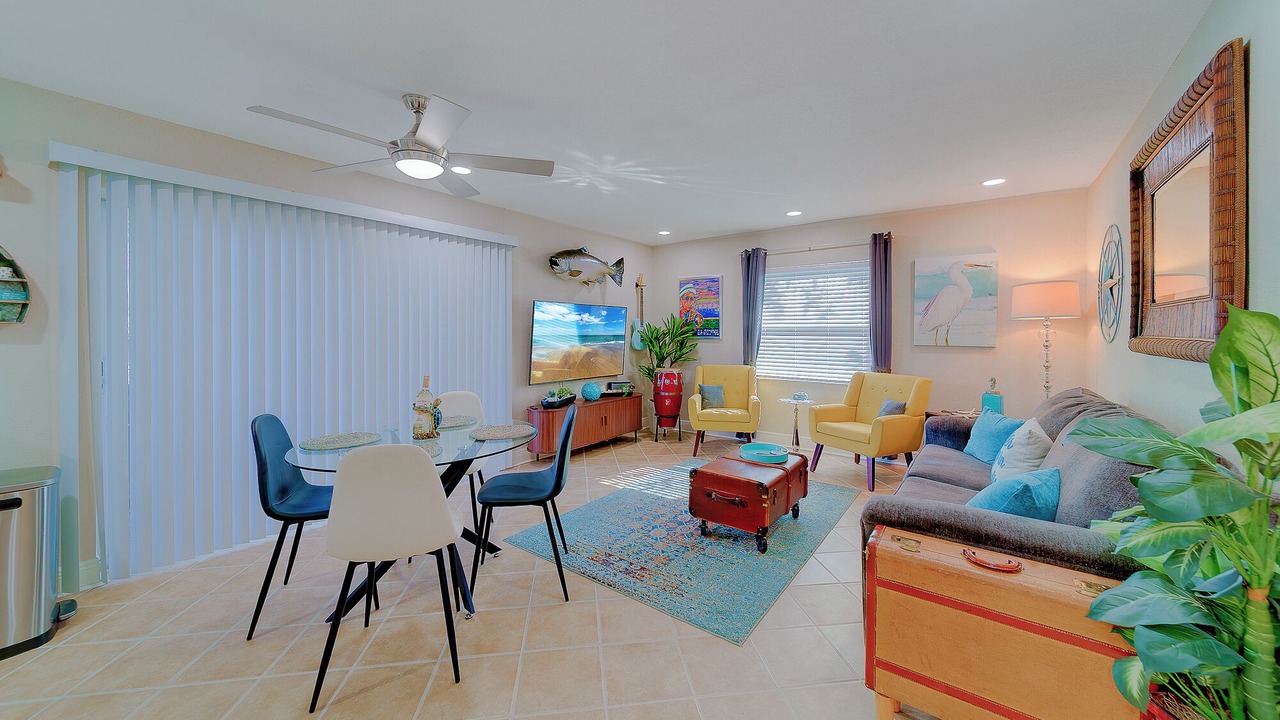 Photo of Livingroom in Anona