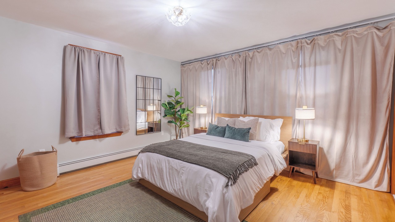 Photo of Bedroom in Inman Square