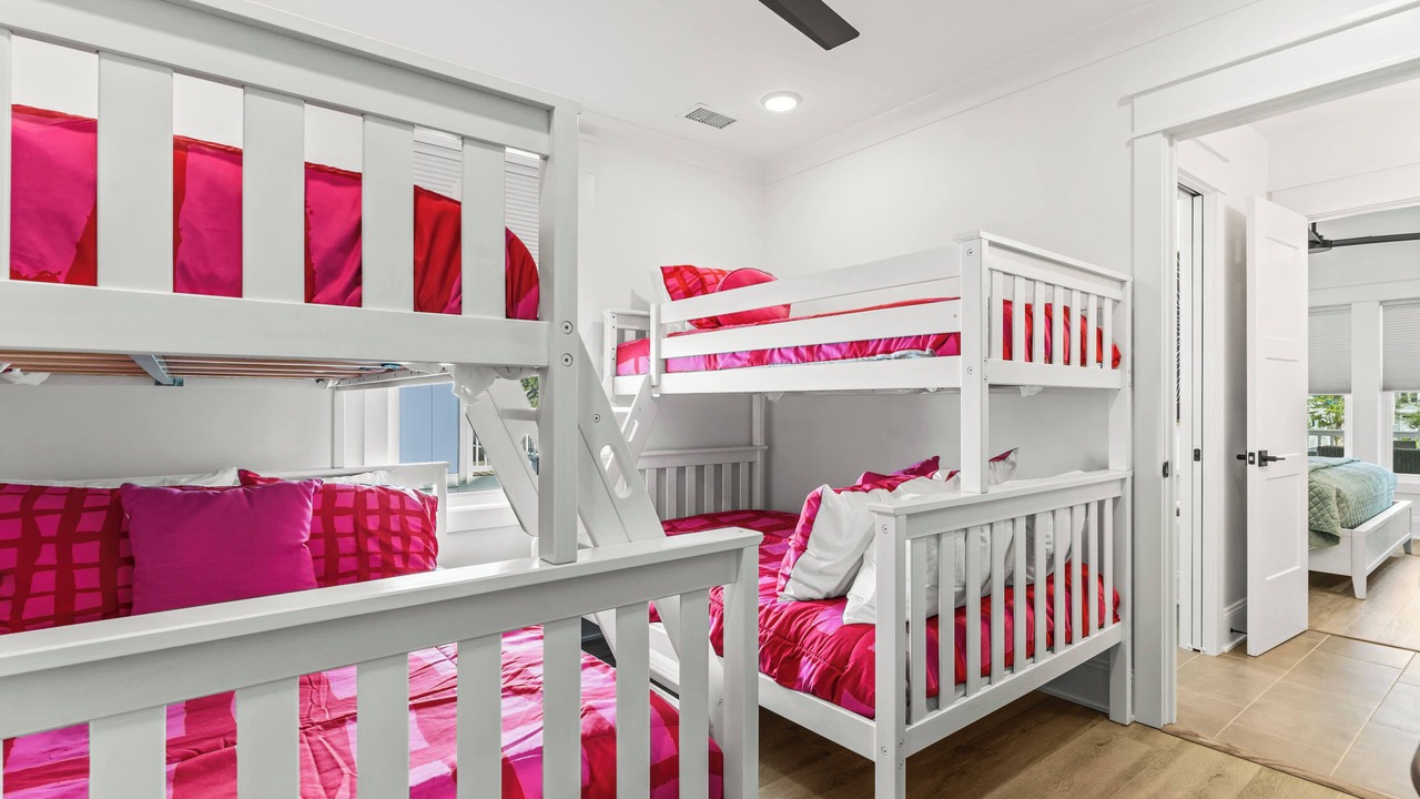 Photo of Bedroom in Long Beach