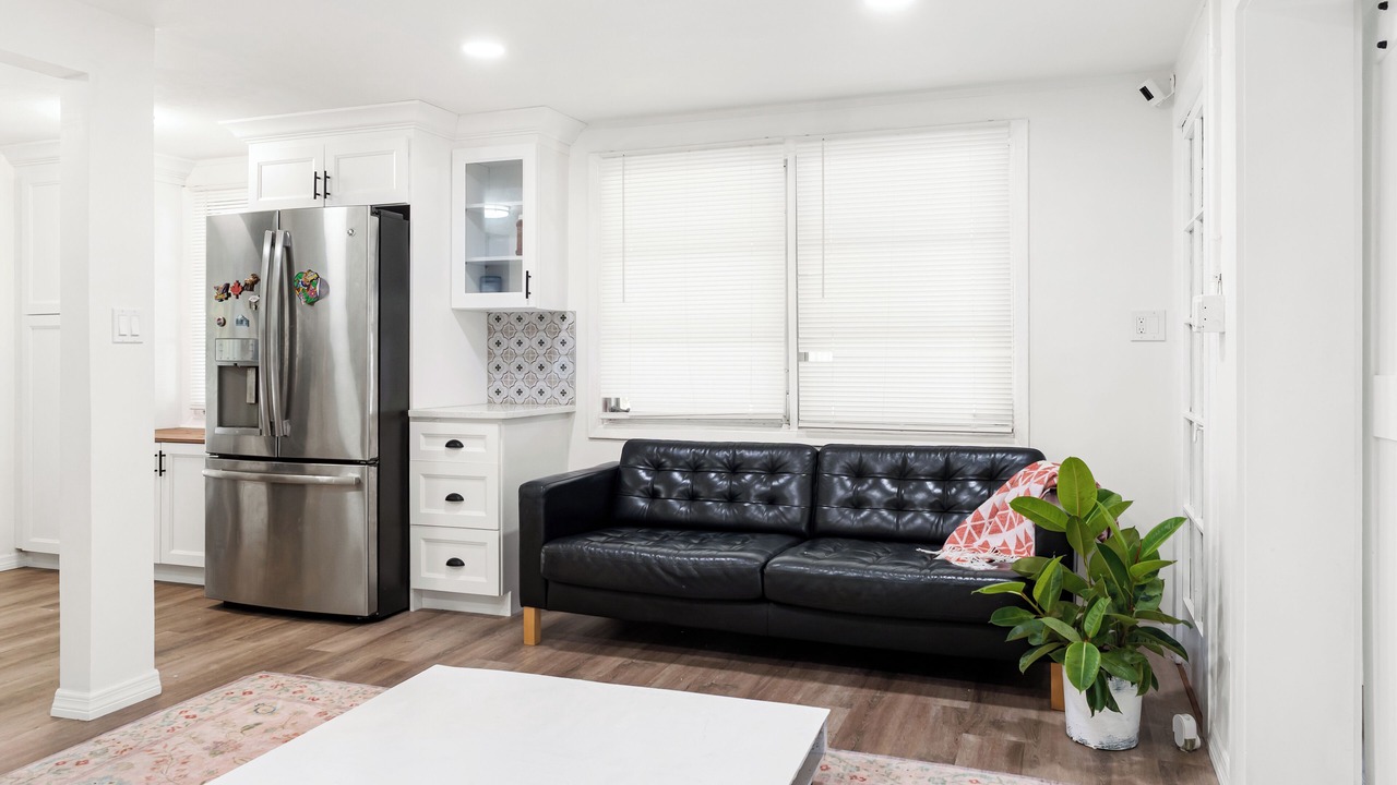 Photo of Livingroom in South Gate Ridge