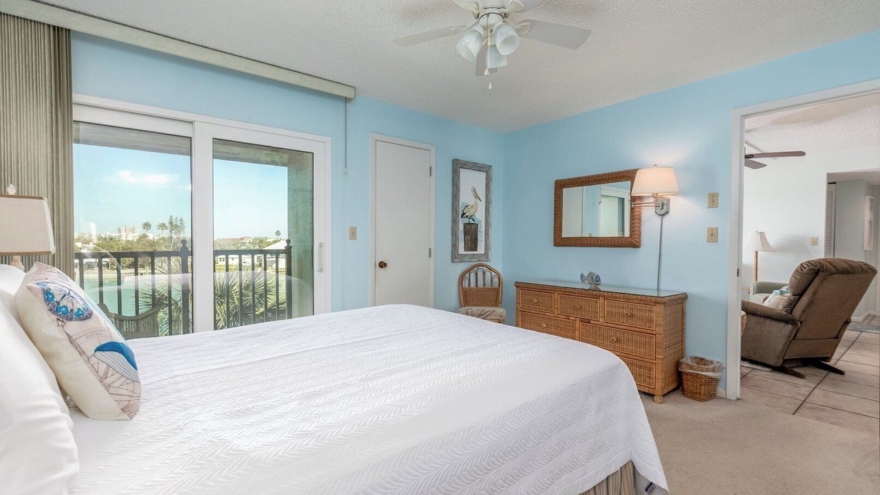 Photo of Bedroom in Sunset Beach