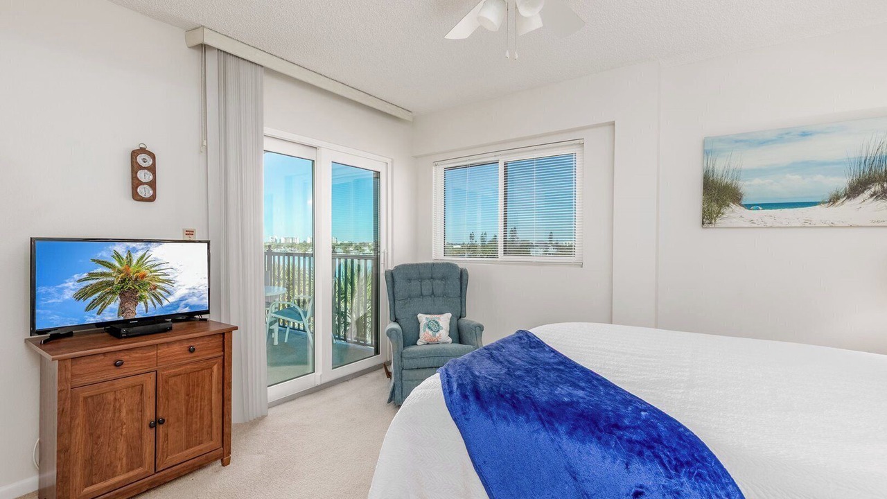 Photo of Bedroom in Sunset Beach