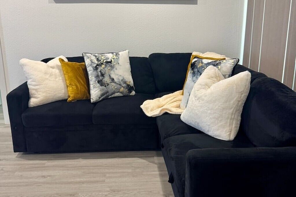Photo of Livingroom in Anona