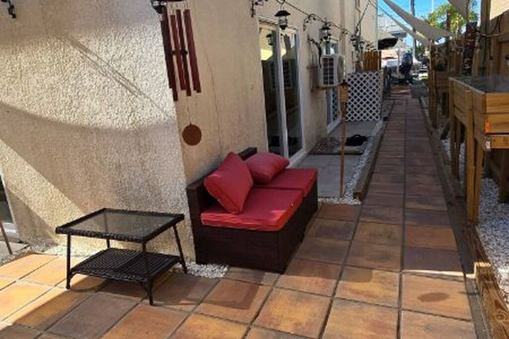 Photo of Patio Balcony in Capri Isle
