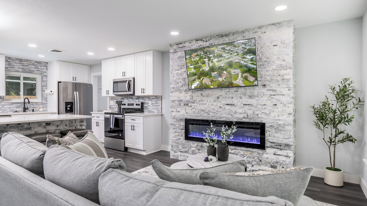 Photo of Livingroom in South Gate Ridge