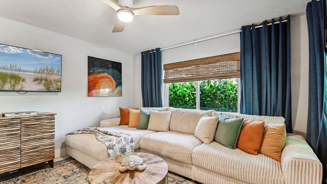 Photo of Livingroom in Capri Isle
